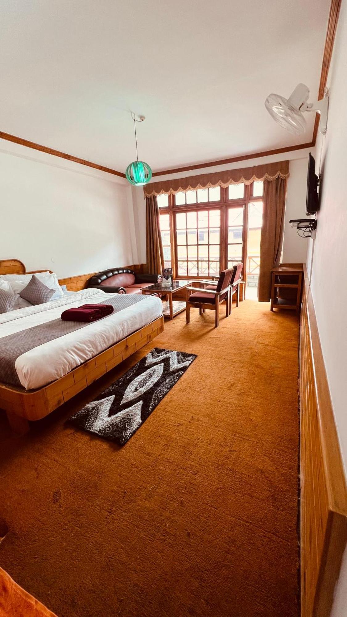 Sita Hotel & Cottage, Manali - A Boutique Wellness Hotel Экстерьер фото