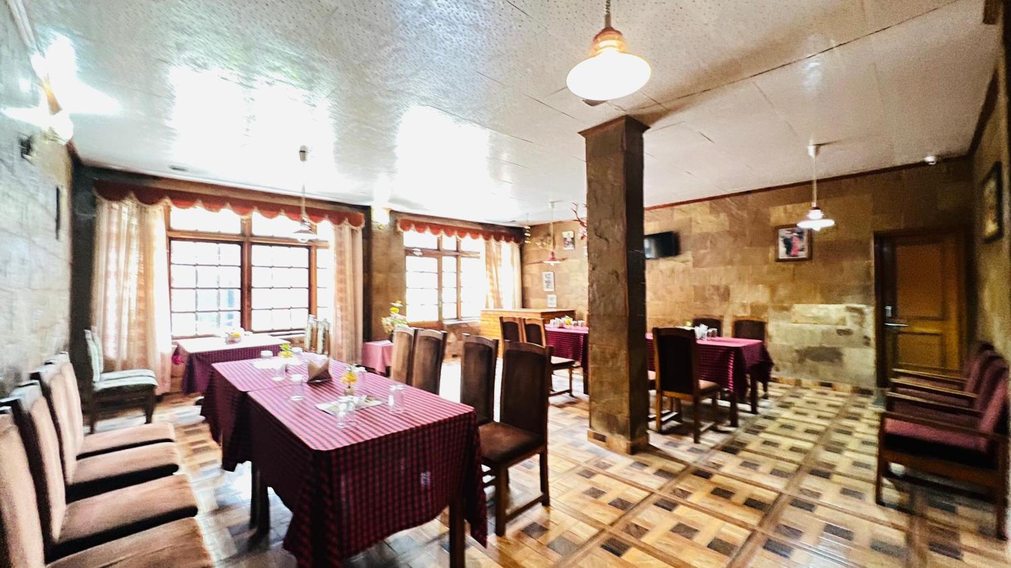 Sita Hotel & Cottage, Manali - A Boutique Wellness Hotel Экстерьер фото