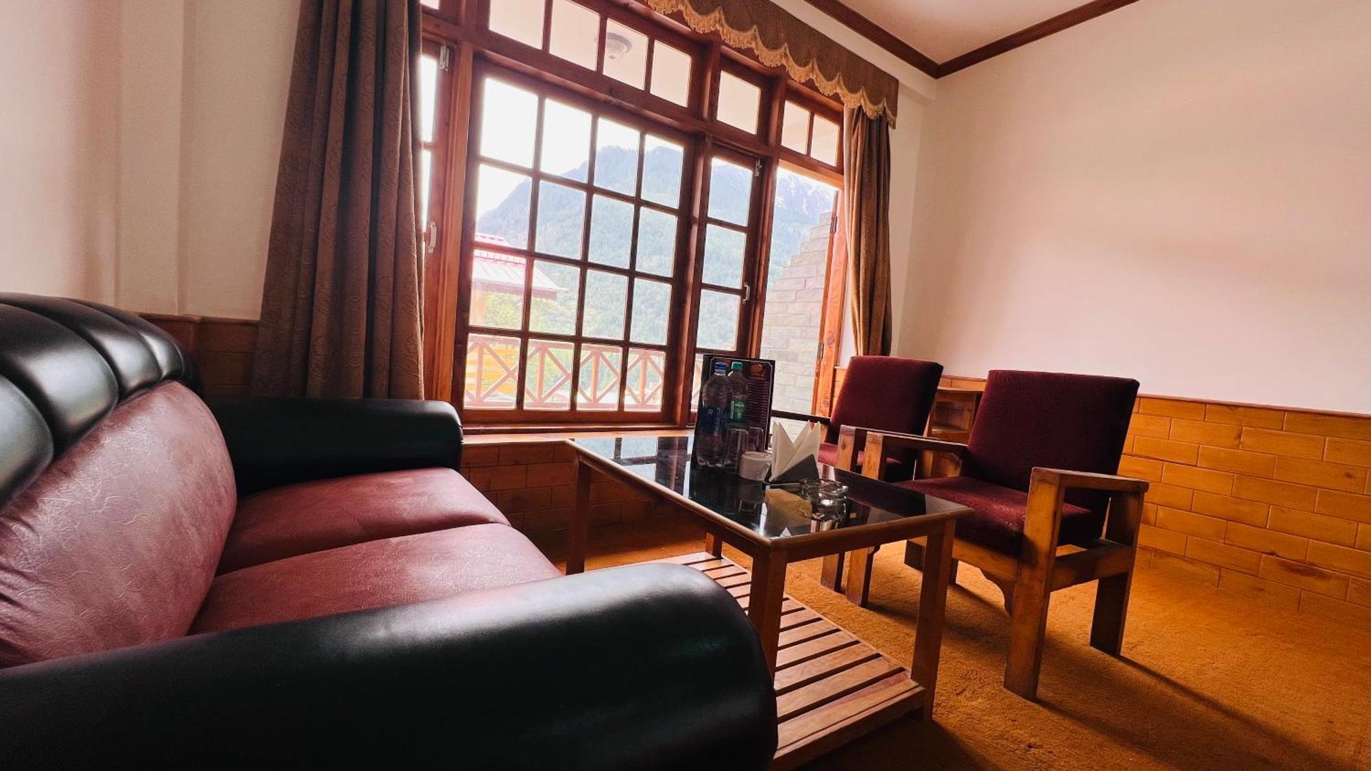 Sita Hotel & Cottage, Manali - A Boutique Wellness Hotel Экстерьер фото